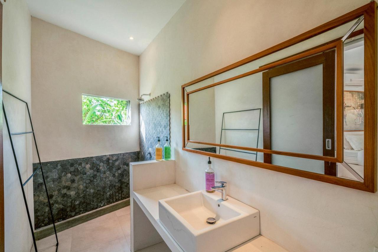 Batu Belig Living Managed By Cpm Bali Apartment เซมินยัค ภายนอก รูปภาพ