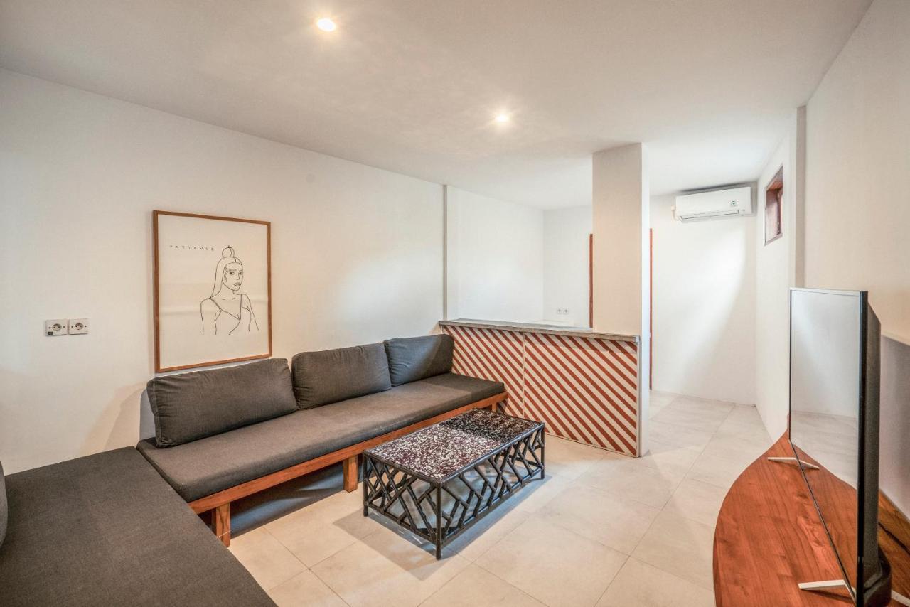 Batu Belig Living Managed By Cpm Bali Apartment เซมินยัค ภายนอก รูปภาพ