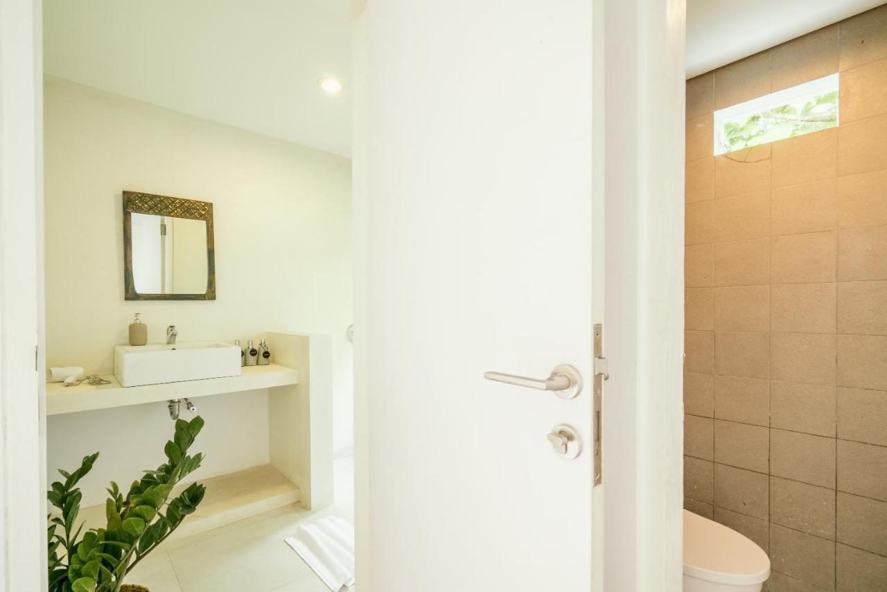 Batu Belig Living Managed By Cpm Bali Apartment เซมินยัค ภายนอก รูปภาพ